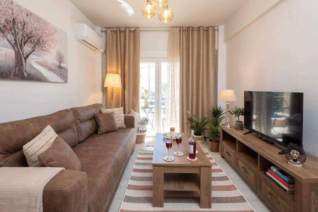 Afrodite'S Cosy And Lovely Apartment Alepou Exterior photo